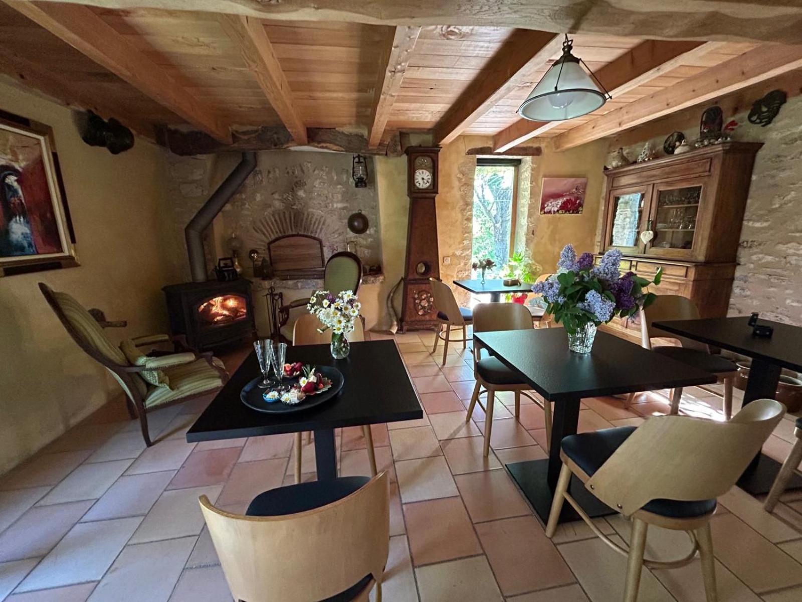 Le Clos Pastel Virac Exterior foto